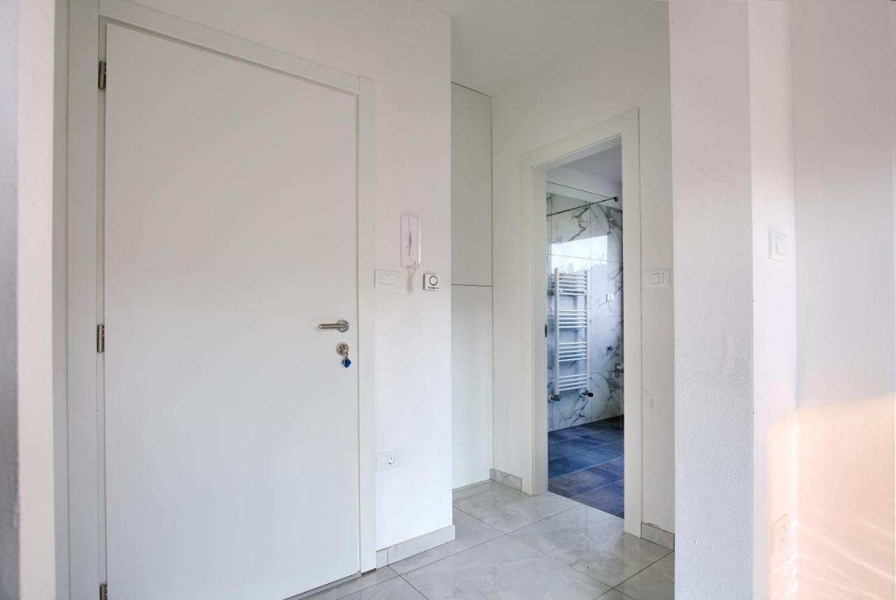 Apartment Vukadin Pula Bagian luar foto