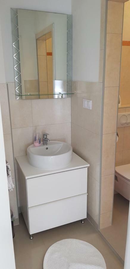 Apartment Vukadin Pula Bagian luar foto